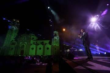  José Velez llena la plaza de Candelaria (Tenerife) con un concierto de dos horas/TA.